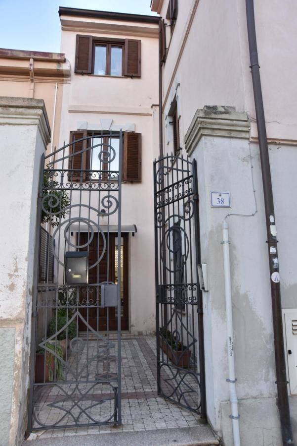 B&B Le Due Isole Nuoro  Dış mekan fotoğraf