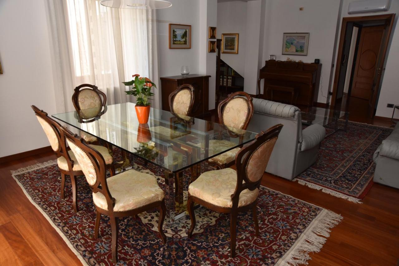 B&B Le Due Isole Nuoro  Dış mekan fotoğraf
