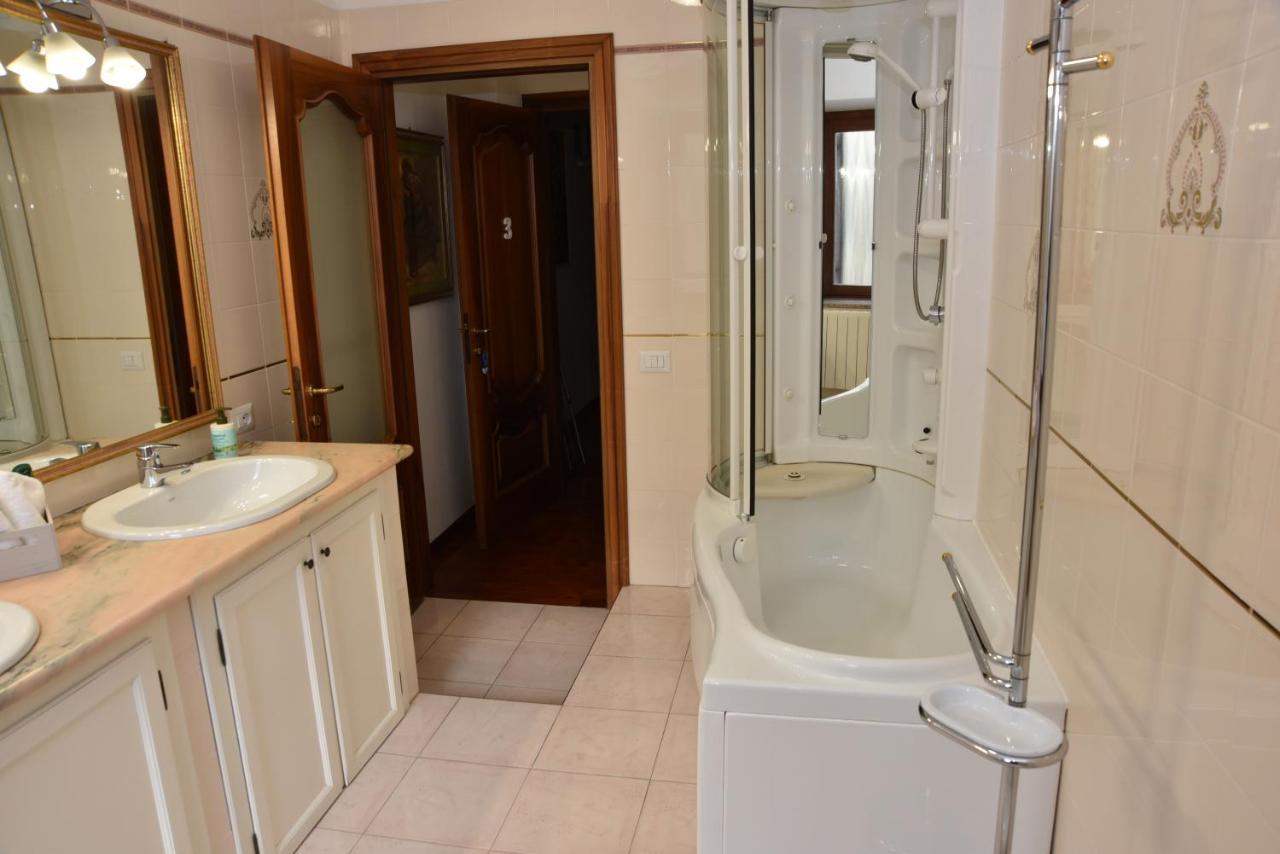 B&B Le Due Isole Nuoro  Dış mekan fotoğraf